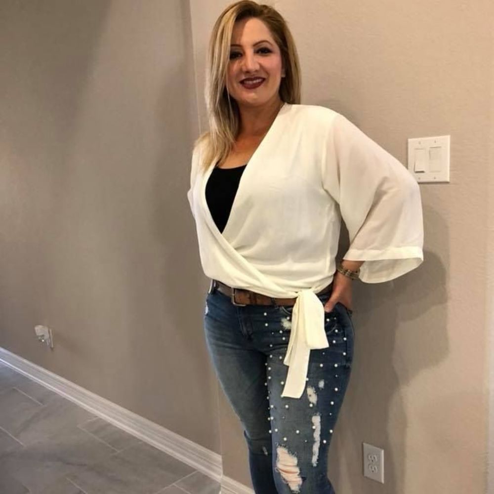 Meet your Posher, Mayra